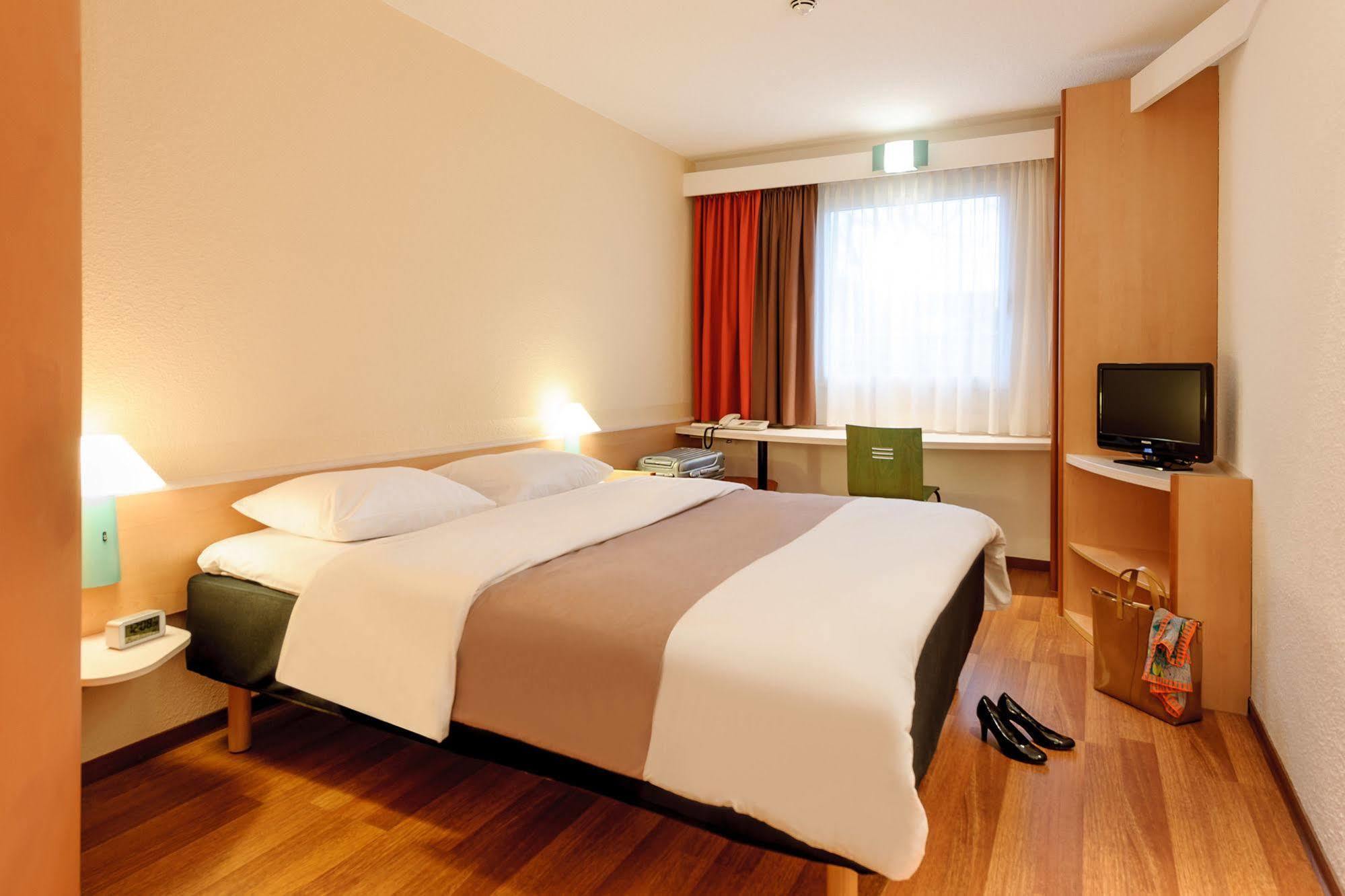 T H E Darmstadt Ngoại thất bức ảnh